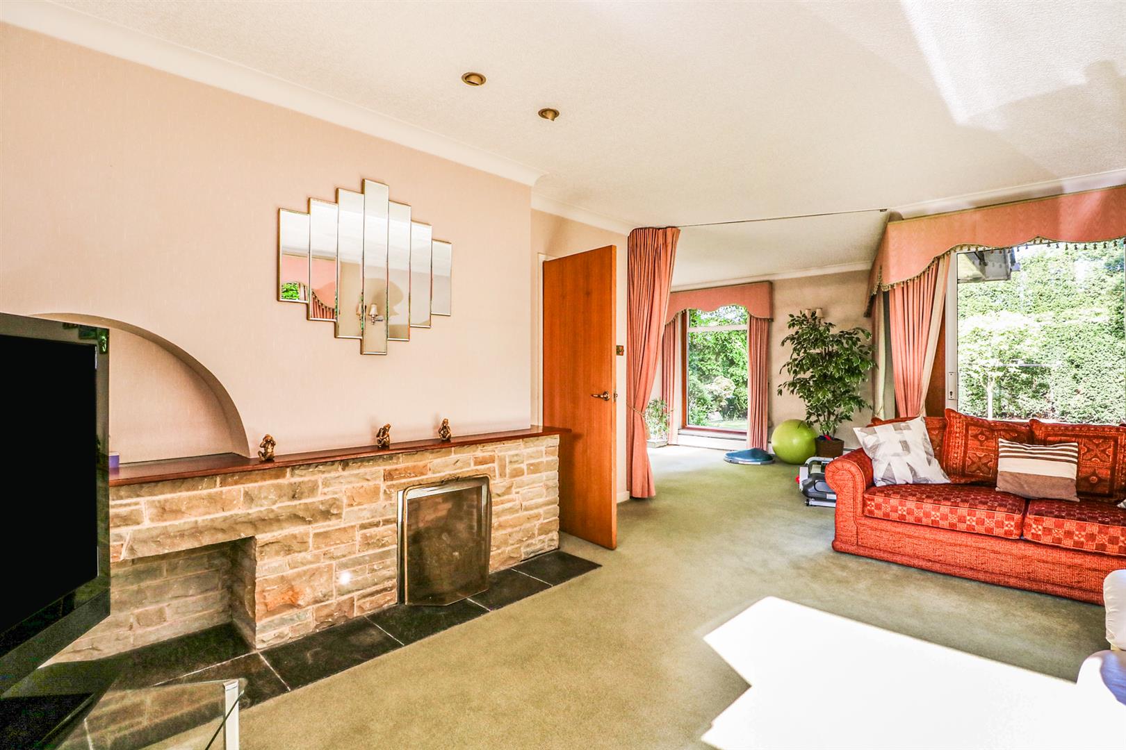 Streetly Wood, Sutton Coldfield, B74 3DQ Aston Knowles